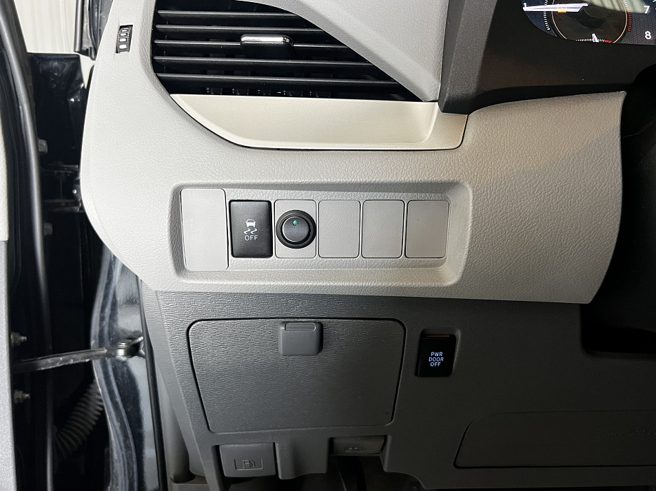 Toyota Sienna 3.5 AT, 2018, 197 000 км купить в Краснодаре – «Вариант Авто», 11