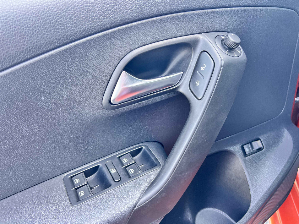  Volkswagen Polo 1.6 AT, 2017, 118 000 км купить в Краснодаре – «Вариант Авто», 9