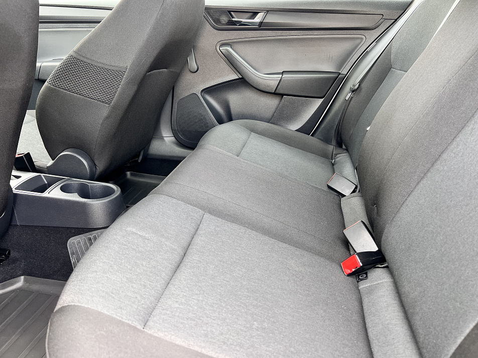 Skoda Rapid 1.6 AT, 2019, 63 000 км купить в Краснодаре – «Вариант Авто», 16