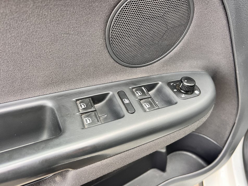 Volkswagen Golf Plus 1.6 МТ, 2011, 225 000 км купить в Краснодаре – «Вариант Авто», 9