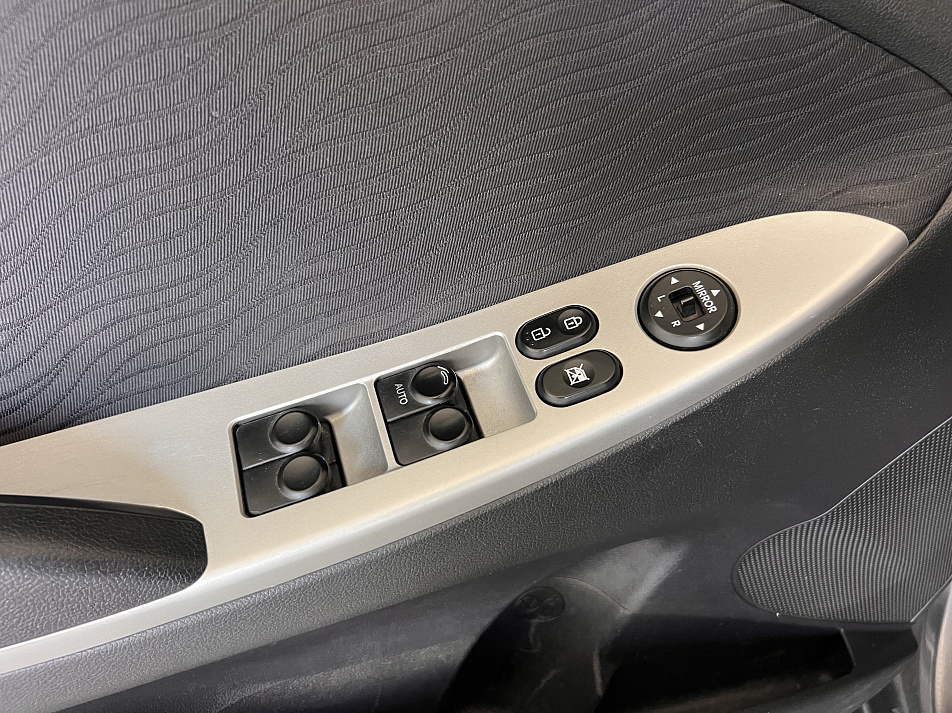 Hyundai Solaris 1.6 AT, 2011, 194 000 КМ купить в Краснодаре – «Вариант Авто», 9