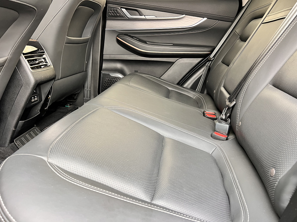  EXEED LX 1.5 CVT, 2023, 56 000 км купить в Краснодаре – «Вариант Авто», 19