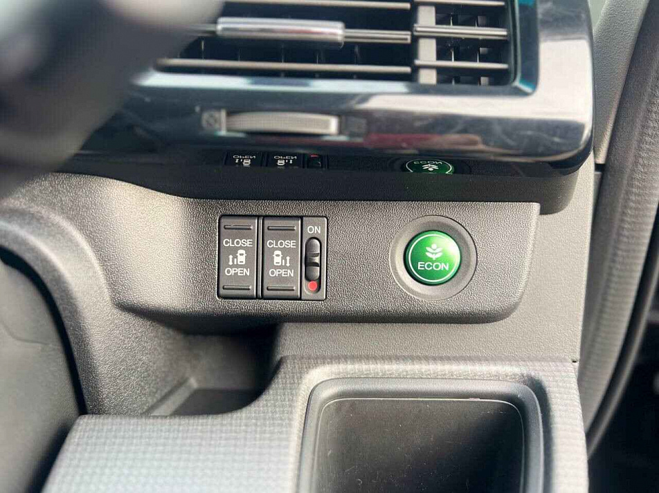 Honda Stepwgn Spada 1.5 CVT, 2018, 122 000 км купить в Краснодаре – «Вариант Авто», 8