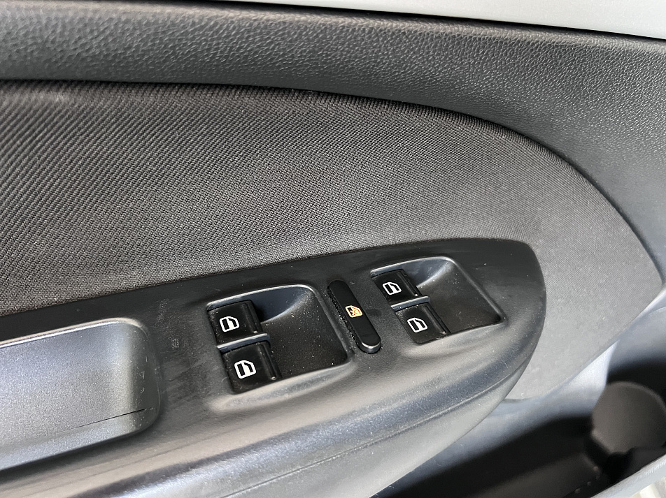 Skoda Octavia 1.6 MT, 2011, 215 000 км купить в Краснодаре – «Вариант Авто», 9