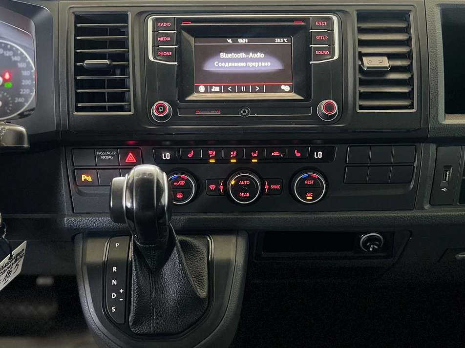 Volkswagen Caravelle 2.0 AMT, 2015, 171 000 км купить в Краснодаре – «Вариант Авто», 12