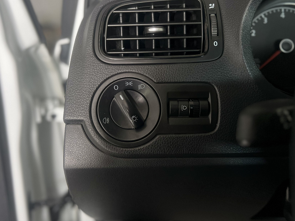 Volkswagen Polo 1.6 AT, 2019, 147 000 км купить в Краснодаре – «Вариант Авто», 10