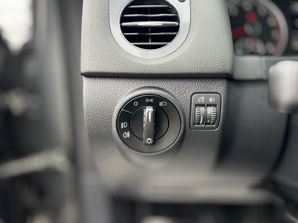 Volkswagen Tiguan 1.4 MT, 2011, 101 000 км купить в Краснодаре – «Вариант Авто», 10