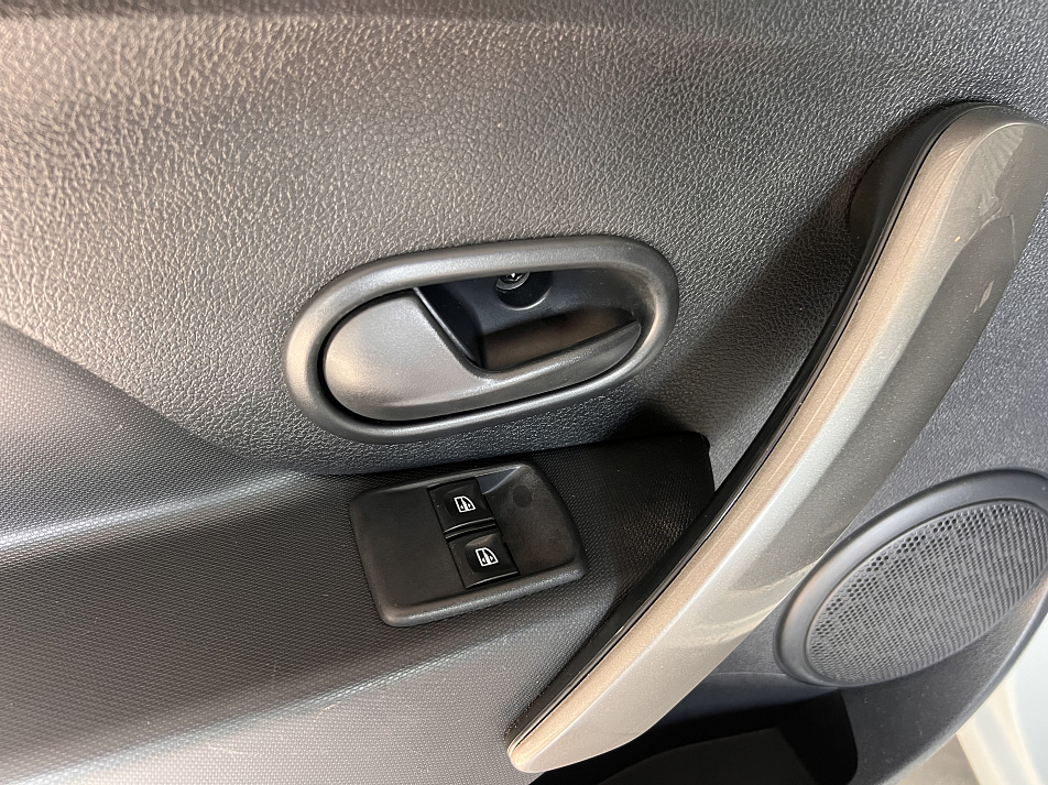 Renault Logan 1.6 AT, 2019, 143 000 км купить в Краснодаре – «Вариант Авто», 9