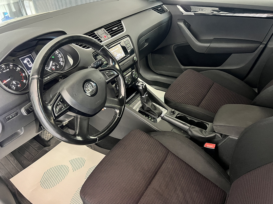 Skoda Octavia 1.4 AMT, 2015, 70 000 КМ купить в Краснодаре – «Вариант Авто», 11