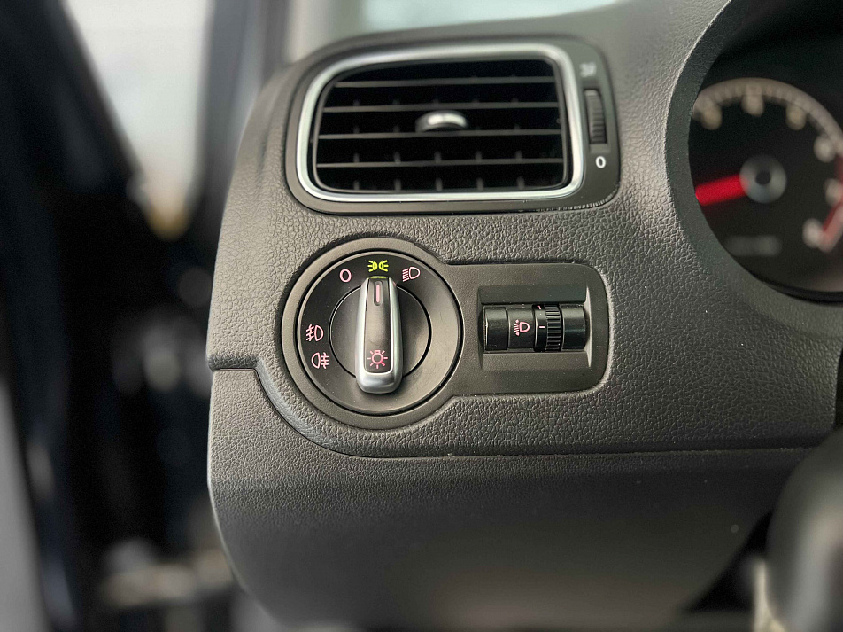 Volkswagen Polo 1.6 AТ, 2011, 182 000 км купить в Краснодаре – «Вариант Авто», 10