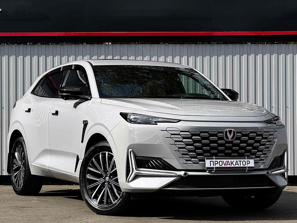 Changan UNI-K 2.0 AT, 2023, 48 000 км купить в Краснодаре – «Вариант Авто», 3