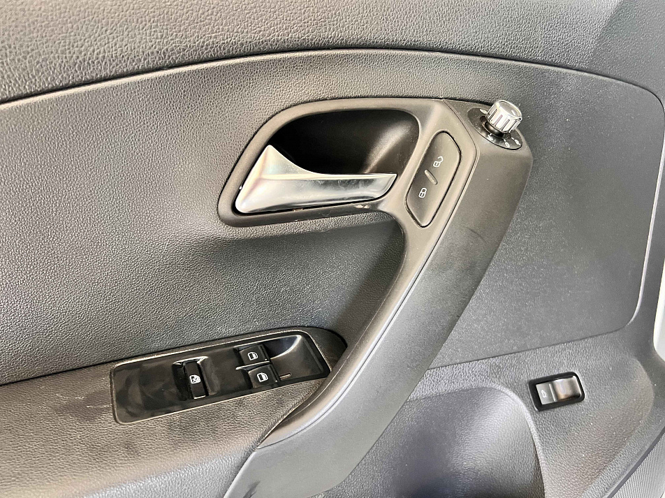 Volkswagen Polo 1.6 AT, 2019, 77 000 км купить в Краснодаре – «Вариант Авто», 9