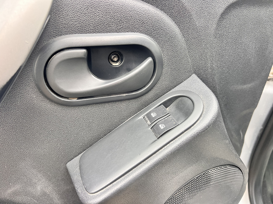Renault Duster 2.0 MT, 2015, 149 000 км купить в Краснодаре – «Вариант Авто», 9