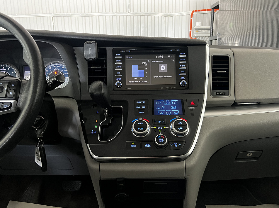 Toyota Sienna 3.5 AT, 2018, 197 000 км купить в Краснодаре – «Вариант Авто», 15