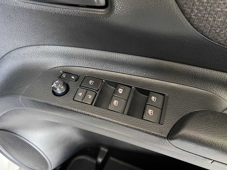 Toyota Sienta 1.5 CVT, 2020, 104 000 км купить в Краснодаре – «Вариант Авто», 9