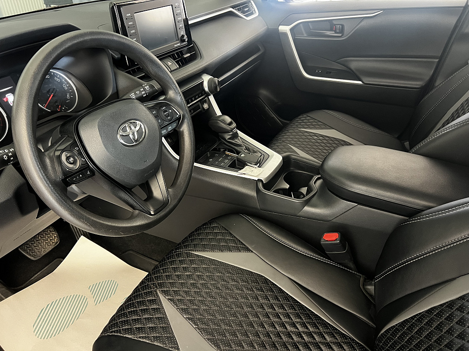 Toyota RAV4 2.5 AT, 2020, 116 000 км купить в Краснодаре – «Вариант Авто», 11