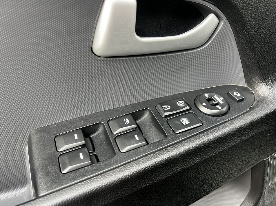Kia Sportage 2.0 AT, 2012, 169 000 км купить в Краснодаре – «Вариант Авто», 9