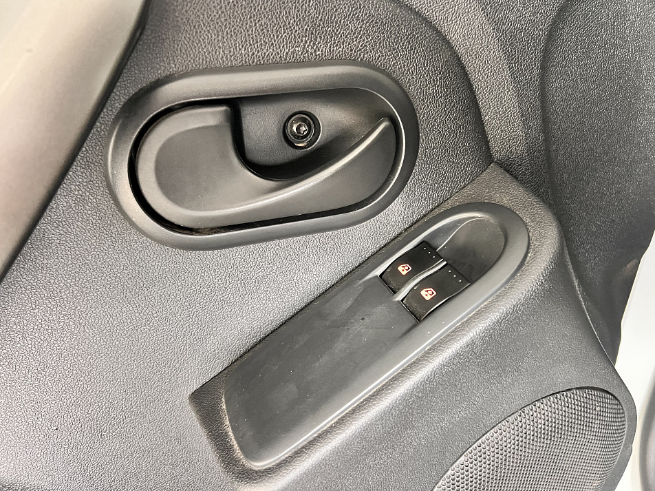 Renault Duster 2.0 AT, 2014, 220 000 км купить в Краснодаре – «Вариант Авто», 9