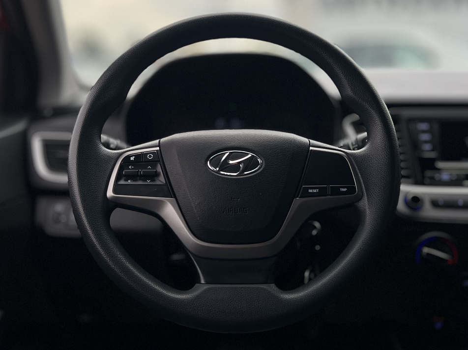 Hyundai Solaris 1.6 AT, 2017, 127 000 км купить в Краснодаре – «Вариант Авто», 12