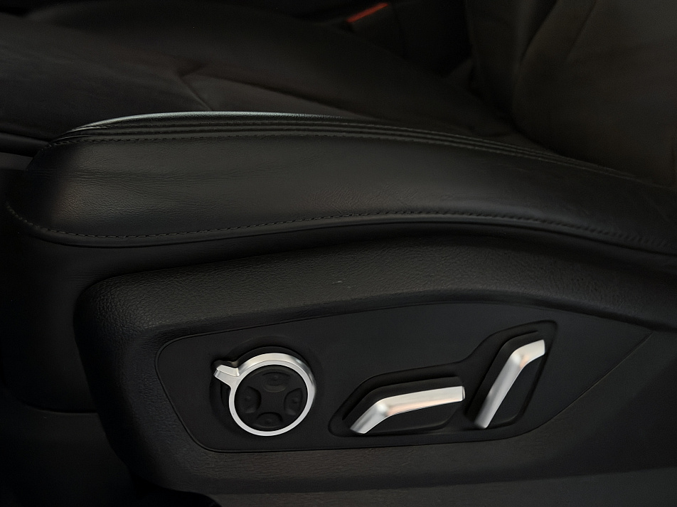  Audi Q7 3.0 AT, 2018, 192 620 км купить в Краснодаре – «Вариант Авто», 9
