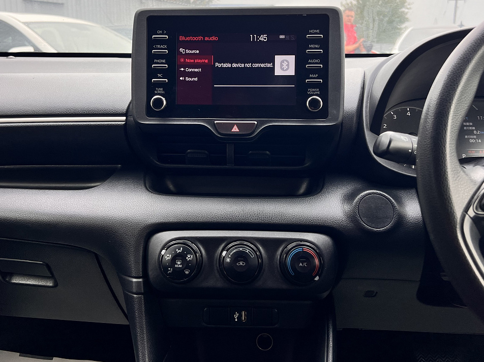 Toyota Yaris 1.0 CVT, 2021, 143 000 КМ купить в Краснодаре – «Вариант Авто», 11