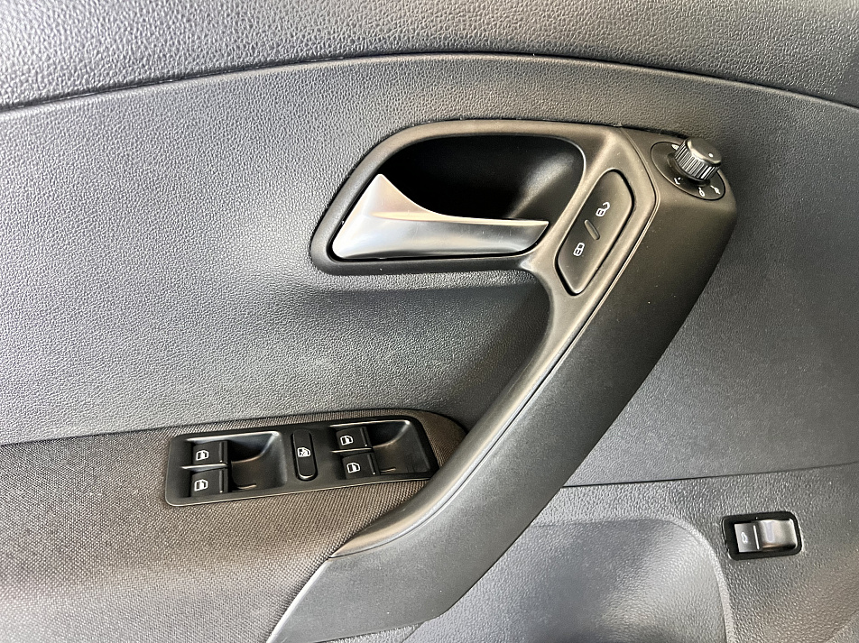 Volkswagen Polo 1.6 MT, 2018, 115 000 км купить в Краснодаре – «Вариант Авто», 9