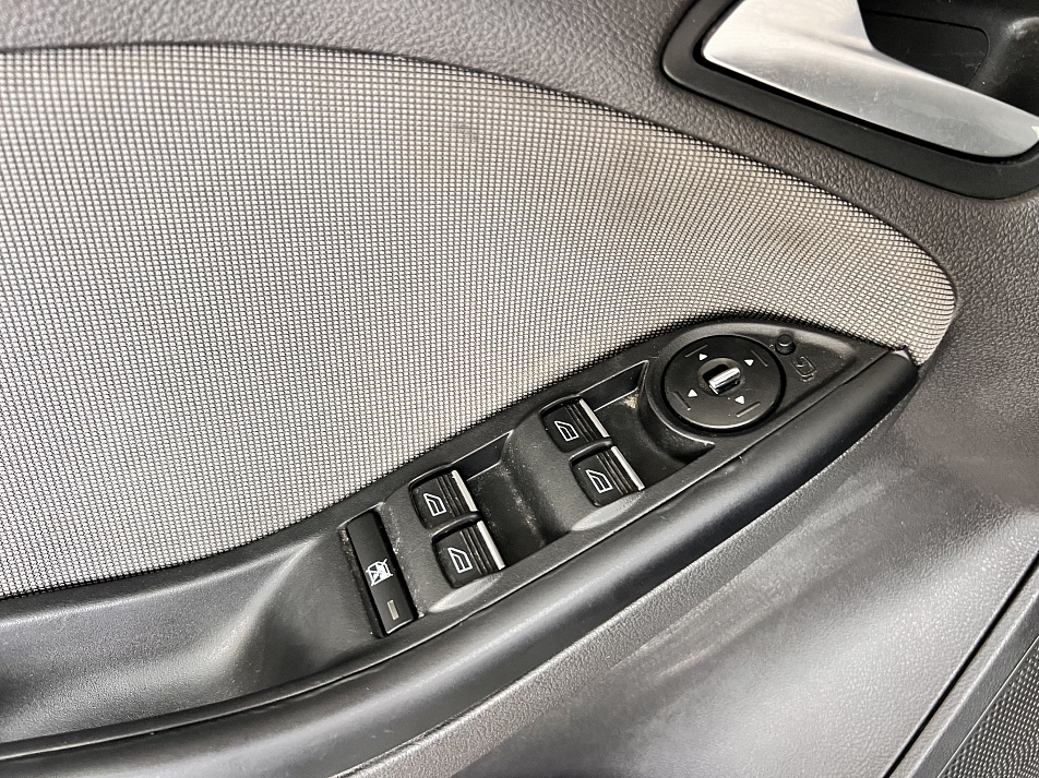Ford Focus 1.6 AMT, 2013, 224 000 км купить в Краснодаре – «Вариант Авто», 9
