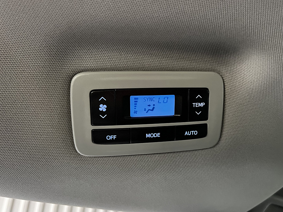 Toyota Sienna 3.5 AT, 2018, 197 000 км купить в Краснодаре – «Вариант Авто», 17