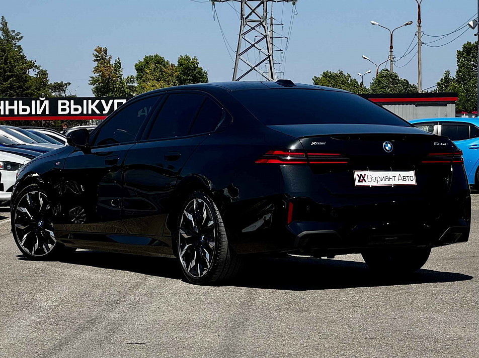  BMW 5 серия 3.0 AT, 2024, 5 853 км купить в Краснодаре – «Вариант Авто», 3